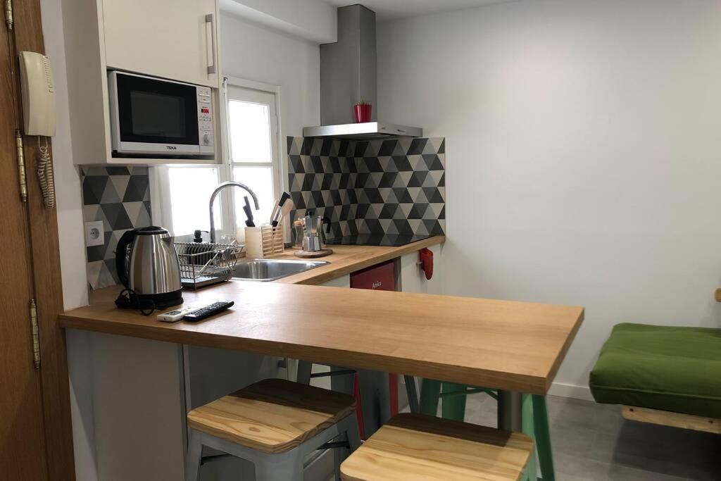 M3 Terrace. Cool Apartment 15 Min Center By Metro Esplugues de Llobregat Exteriör bild